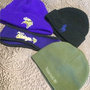 Men’s beanie set, 4 for$13